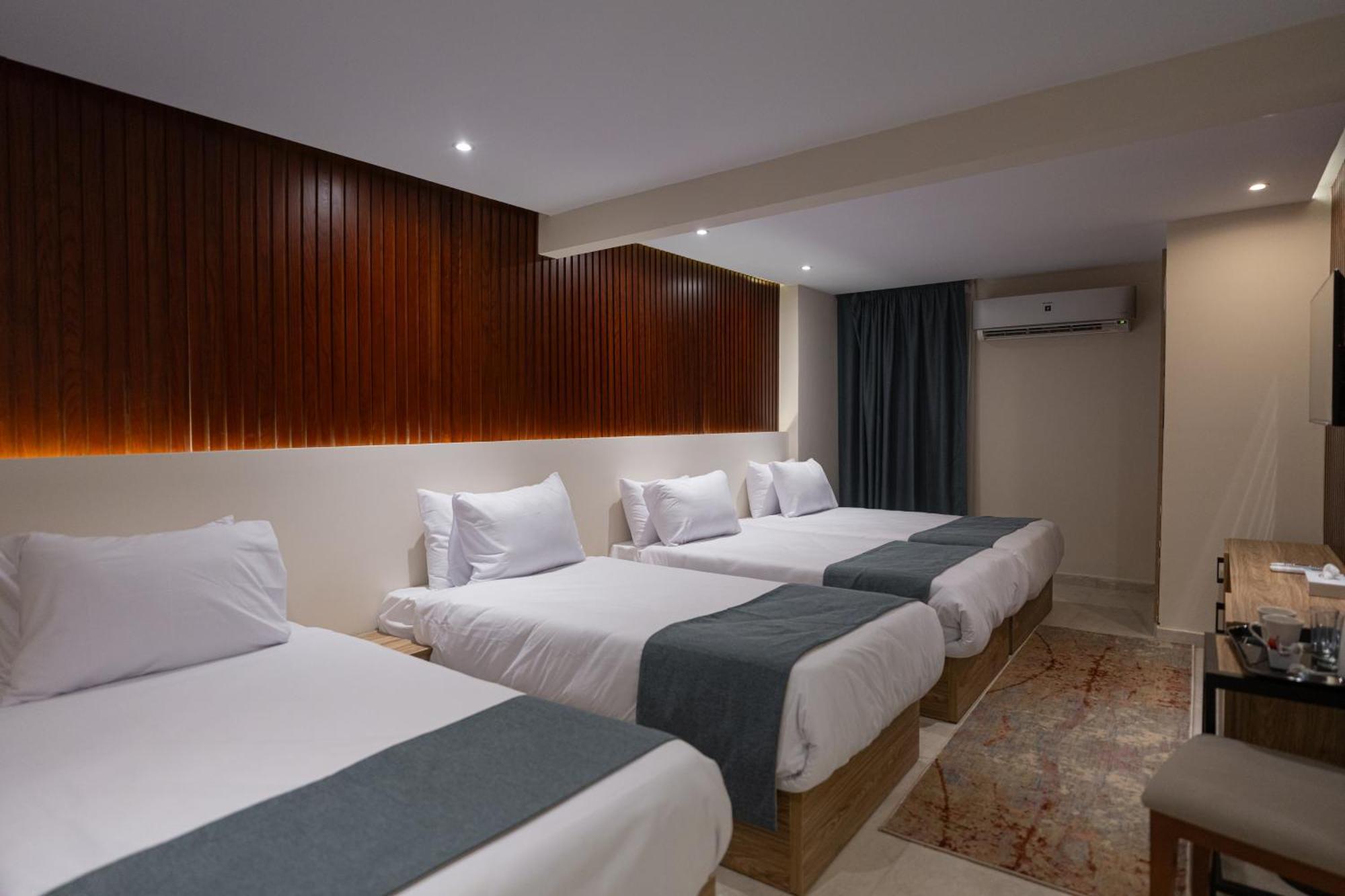 New Pyramid Front Hotel Al Kawm al Akhdar Екстер'єр фото